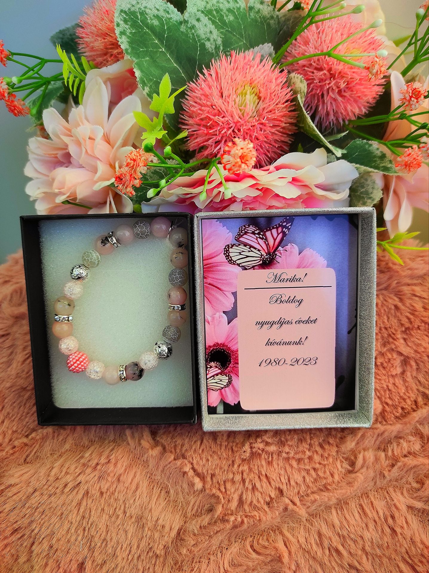 Barack nyugdíjas ajándék